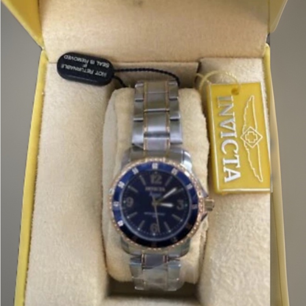 NWB Invicta Angel Lady Model 0548 Ladies Watch Quartz Tags Attached